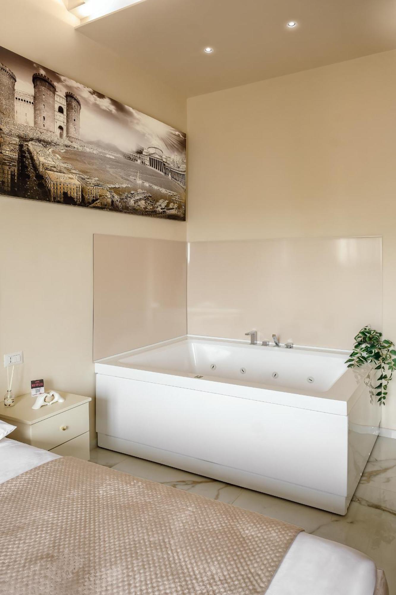 Double Room Spa Bath,1615943152:JPEG
